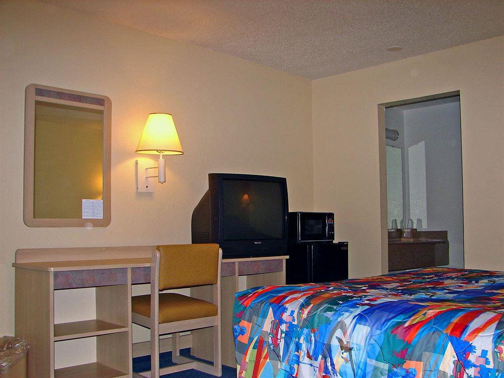 Motel 6-Lancaster, Tx - Desoto - 랭커스터 외부 사진