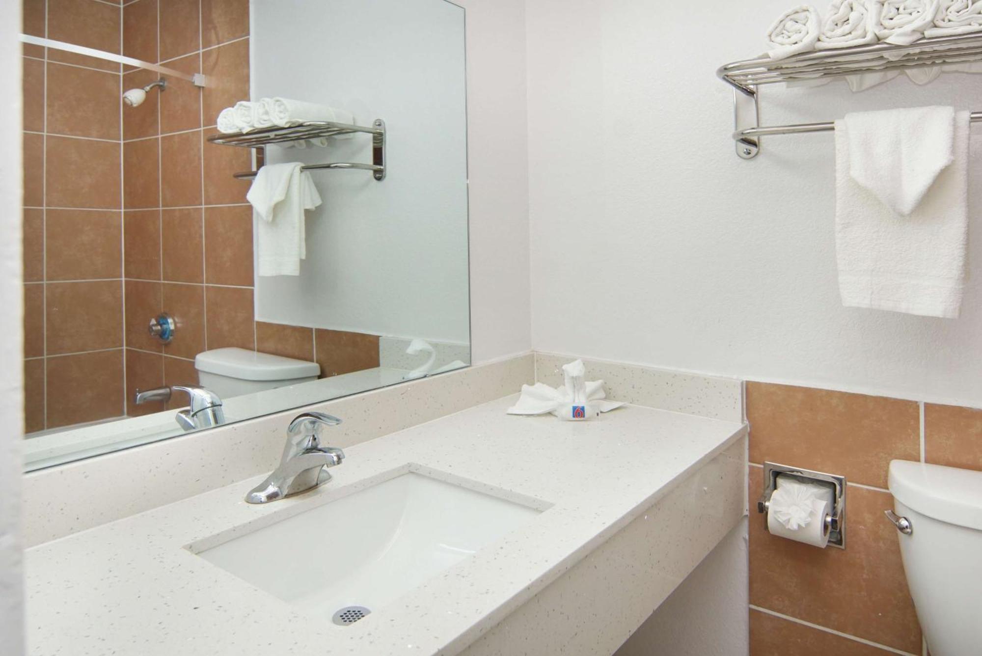 Motel 6-Lancaster, Tx - Desoto - 랭커스터 외부 사진
